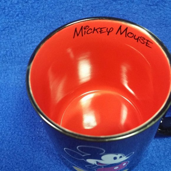 Disney Mickey Mouse Mug Black and Red Coffee Mug Iconic Mickey Pre-owned No Box - Picture 7 of 10